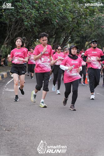 Race photo from Smartfren Run 2025 
