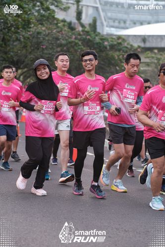 Race photo from Smartfren Run 2025 