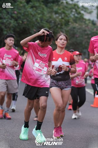 Race photo from Smartfren Run 2025 
