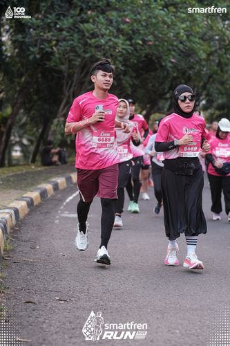 Race photo from Smartfren Run 2025 