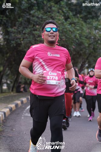 Race photo from Smartfren Run 2025 