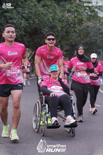 Race photo from Smartfren Run 2025 