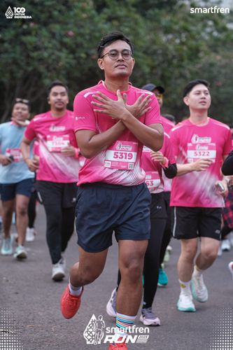 Race photo from Smartfren Run 2025 