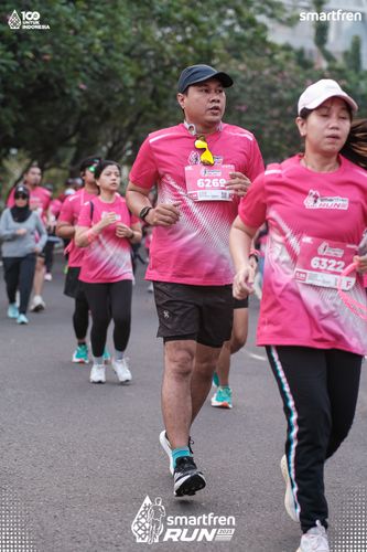 Race photo from Smartfren Run 2025 