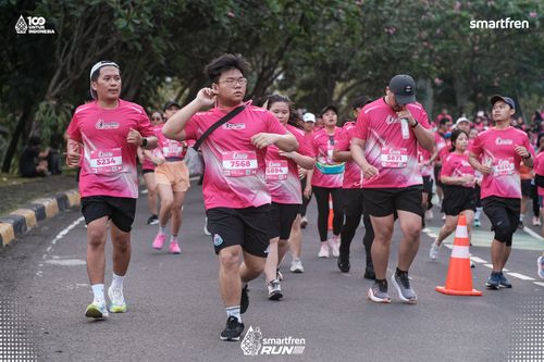Race photo from Smartfren Run 2025 