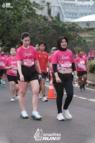 Race photo from Smartfren Run 2025 