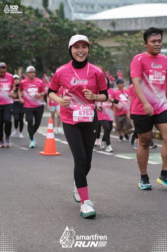 Race photo from Smartfren Run 2025 