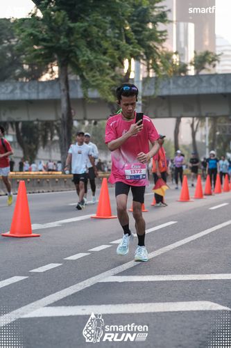 Race photo from Smartfren Run 2025 