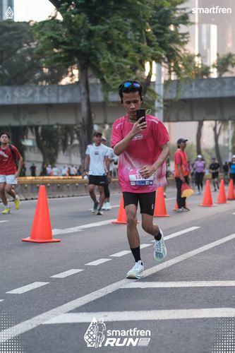 Race photo from Smartfren Run 2025 