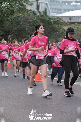 Race photo from Smartfren Run 2025 