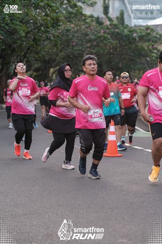Race photo from Smartfren Run 2025 
