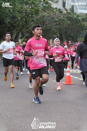 Race photo from Smartfren Run 2025 