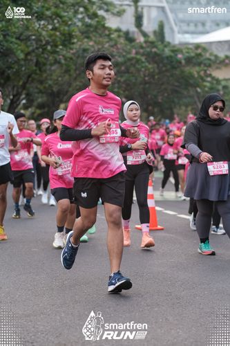 Race photo from Smartfren Run 2025 