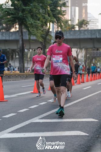 Race photo from Smartfren Run 2025 