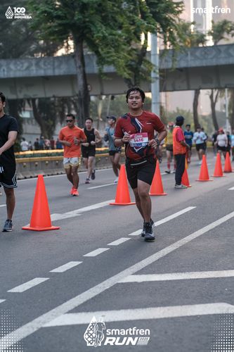 Race photo from Smartfren Run 2025 