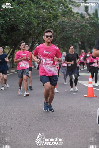 Race photo from Smartfren Run 2025 