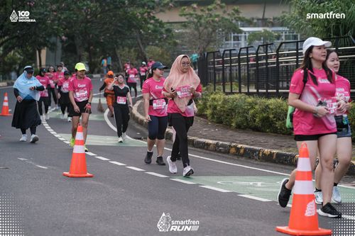 Race photo from Smartfren Run 2025 