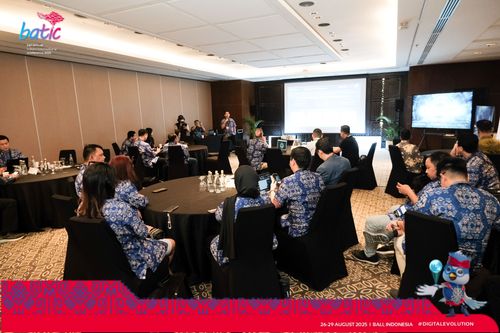 Race photo from Telin Batic 2025 Photo Meeting