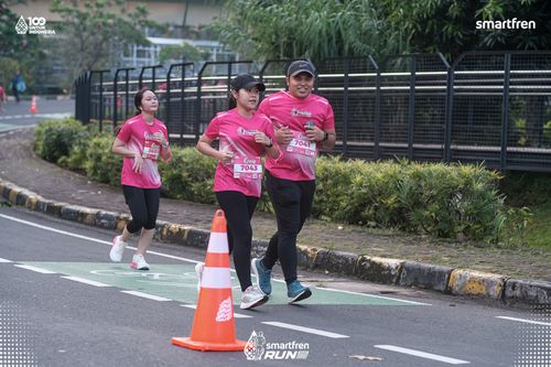 Race photo from Smartfren Run 2025 