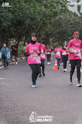 Race photo from Smartfren Run 2025 
