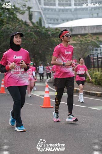 Race photo from Smartfren Run 2025 