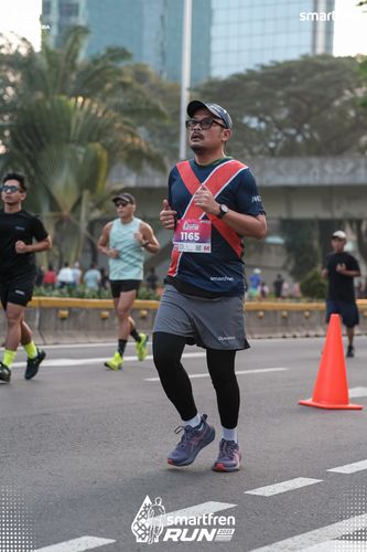 Race photo from Smartfren Run 2025 