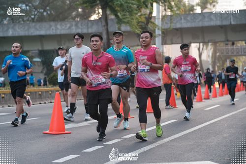 Race photo from Smartfren Run 2025 