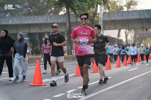 Race photo from Smartfren Run 2025 