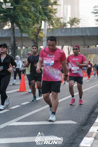 Race photo from Smartfren Run 2025 