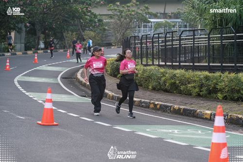 Race photo from Smartfren Run 2025 