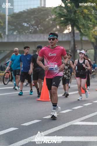 Race photo from Smartfren Run 2025 