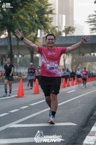 Race photo from Smartfren Run 2025 