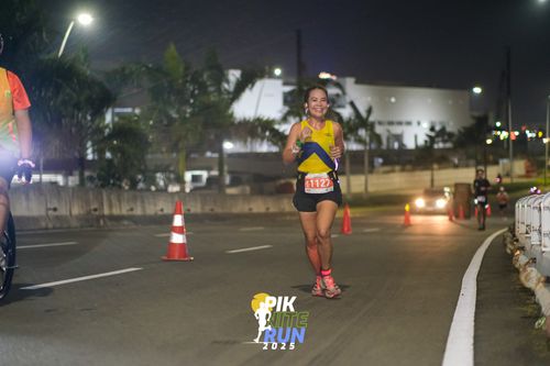 Race photo from PIK NITE RUN 2025