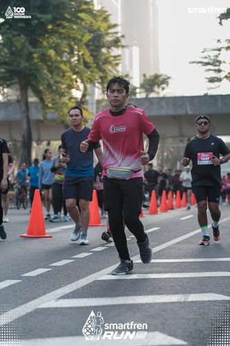 Race photo from Smartfren Run 2025 