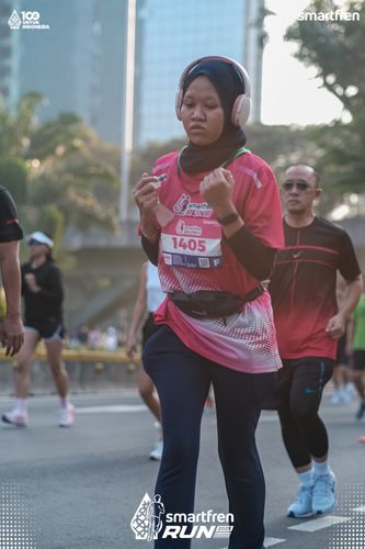 Race photo from Smartfren Run 2025 