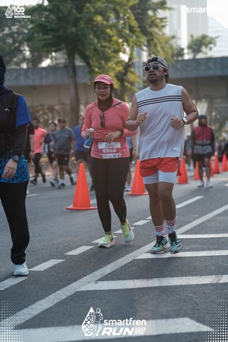 Race photo from Smartfren Run 2025 