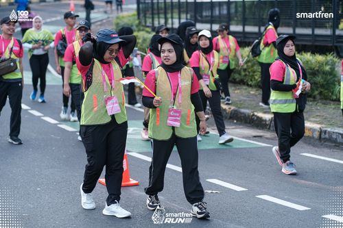 Race photo from Smartfren Run 2025 