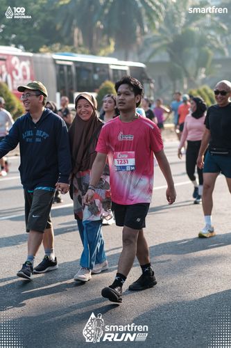 Race photo from Smartfren Run 2025 