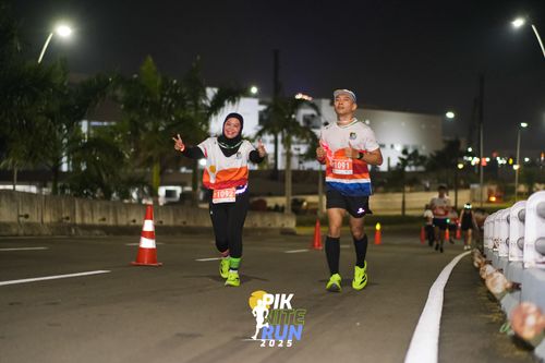 Race photo from PIK NITE RUN 2025