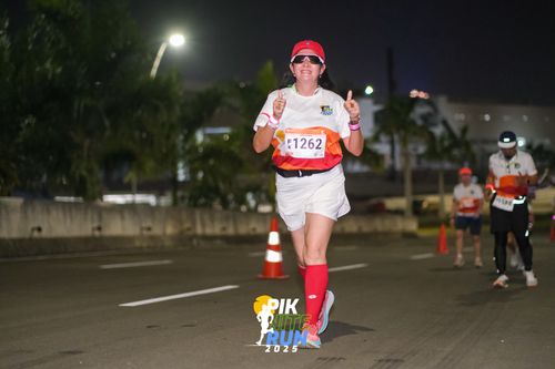 Race photo from PIK NITE RUN 2025