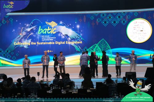 Race photo from Telin Batic 2024 Photo Search