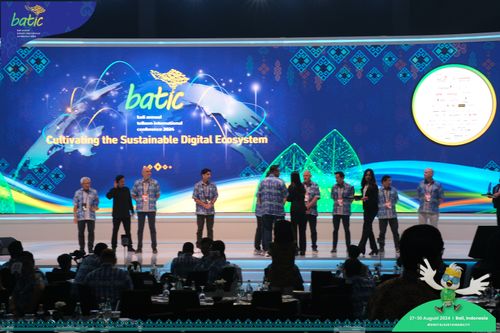 Race photo from Telin Batic 2024 Photo Search