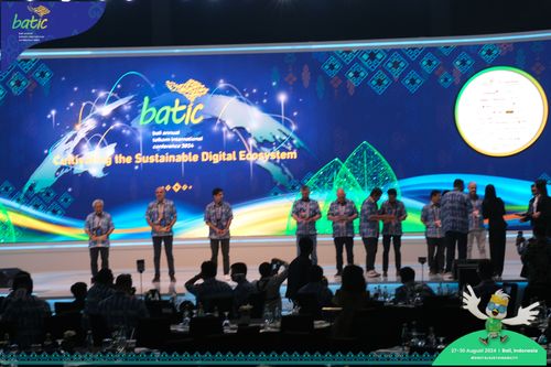 Race photo from Telin Batic 2024 Photo Search