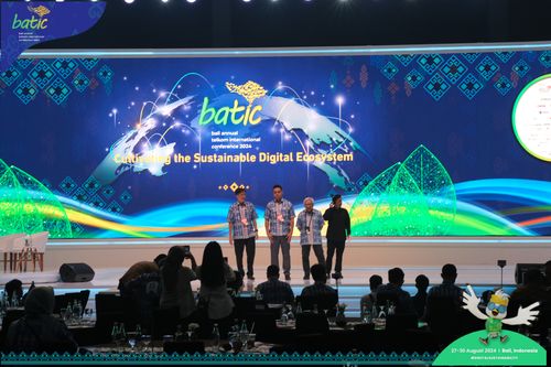 Race photo from Telin Batic 2024 Photo Search