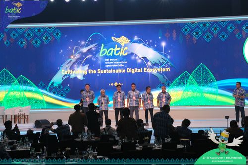 Race photo from Telin Batic 2024 Photo Search