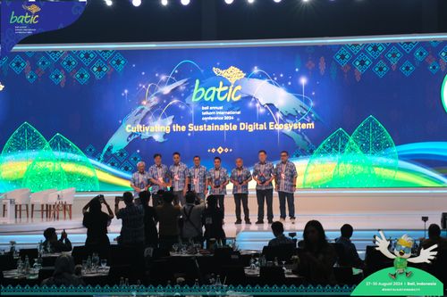 Race photo from Telin Batic 2024 Photo Search