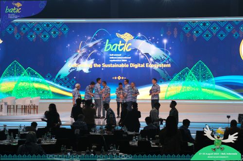 Race photo from Telin Batic 2024 Photo Search