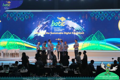 Race photo from Telin Batic 2024 Photo Search