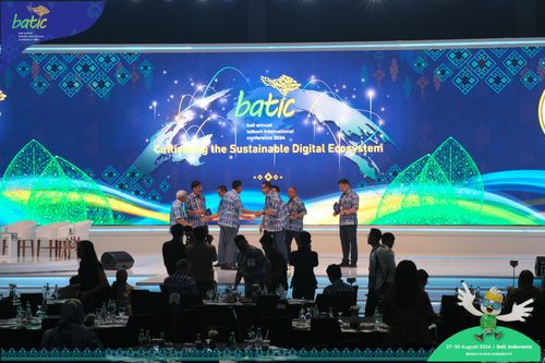 Race photo from Telin Batic 2024 Photo Search