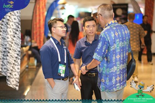 Race photo from Telin Batic 2024 Photo Search